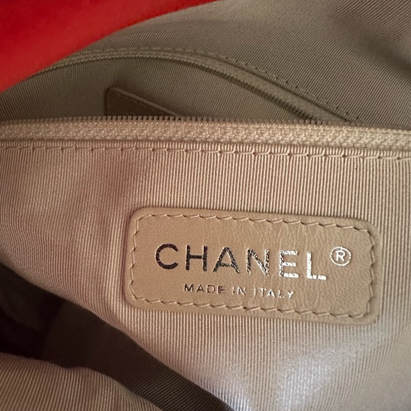 CHANEL Chain Around Lamb Quilted Hobo - Picture 8 of 16